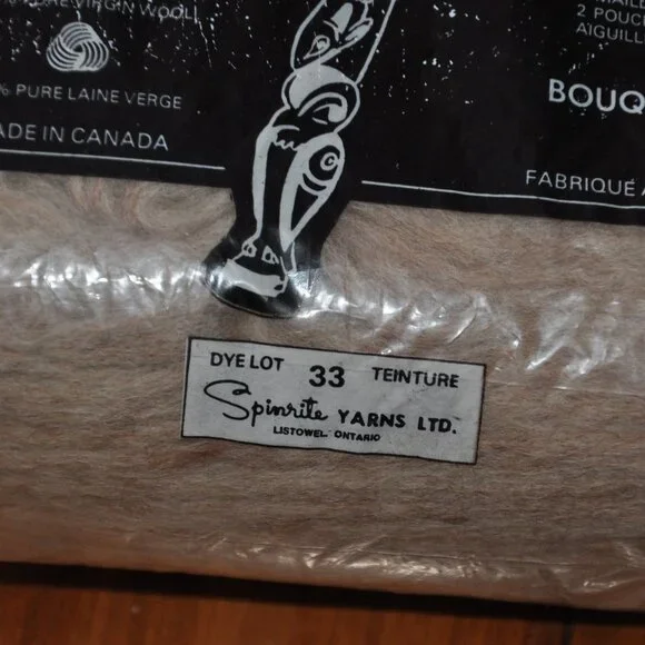 Dominion Siwash Carded Wool Cake 200g Dye Lot 33 Tan (Light Brown) - Picture 2 of 4